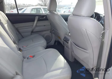 2012 Toyota Highlander Se V6 z USA, uszkodzony, nr VIN 5TDBK3EHXCS097955